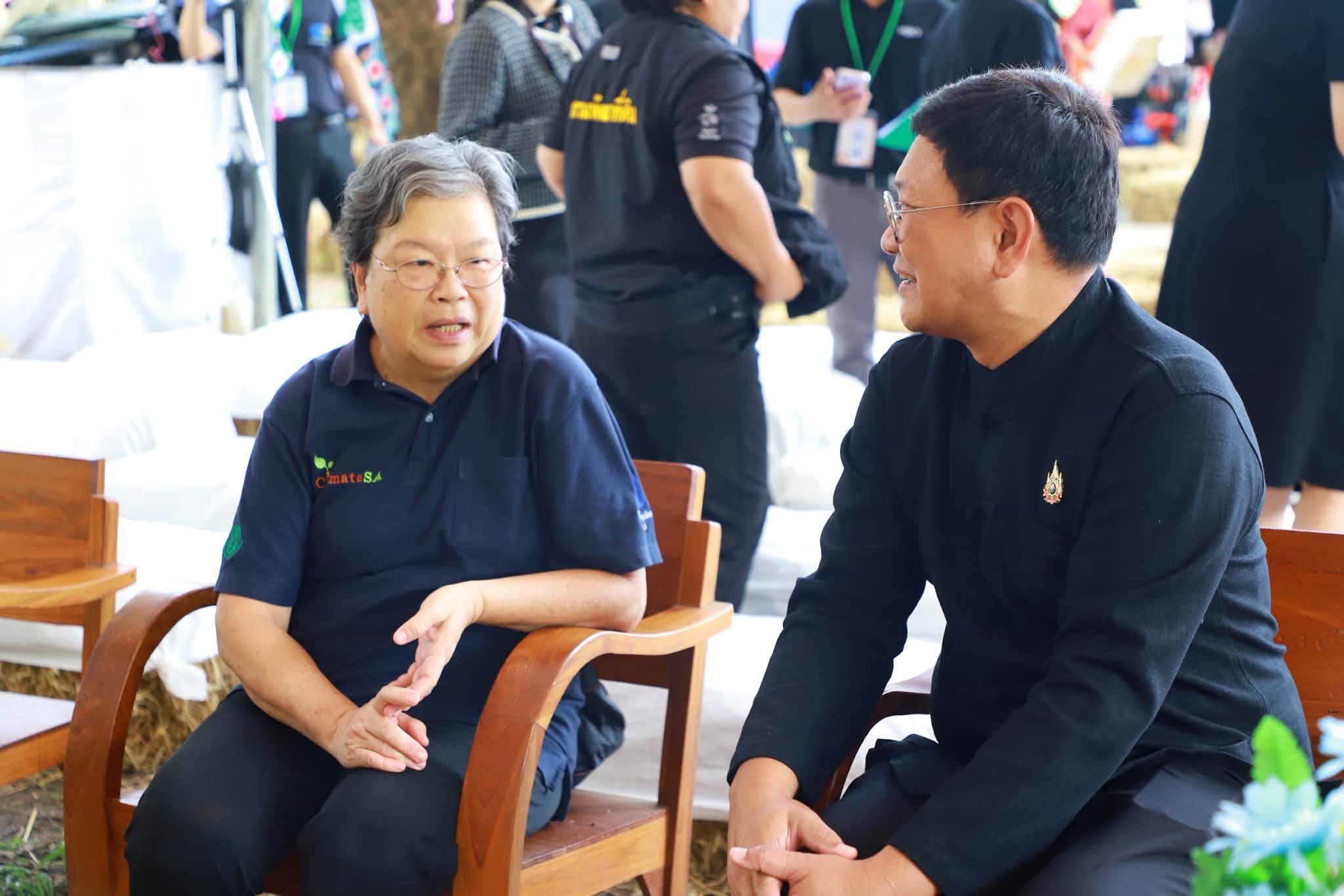 title - ส.ป.ก. จัดสัมมนาใหญ่ ดึงตัวแทน 41 จังหวัดในเขตปฏิรูปที่ดิน ลุยสร้างนวัตกรรมเกษตรยั่งยืนยุคใหม่